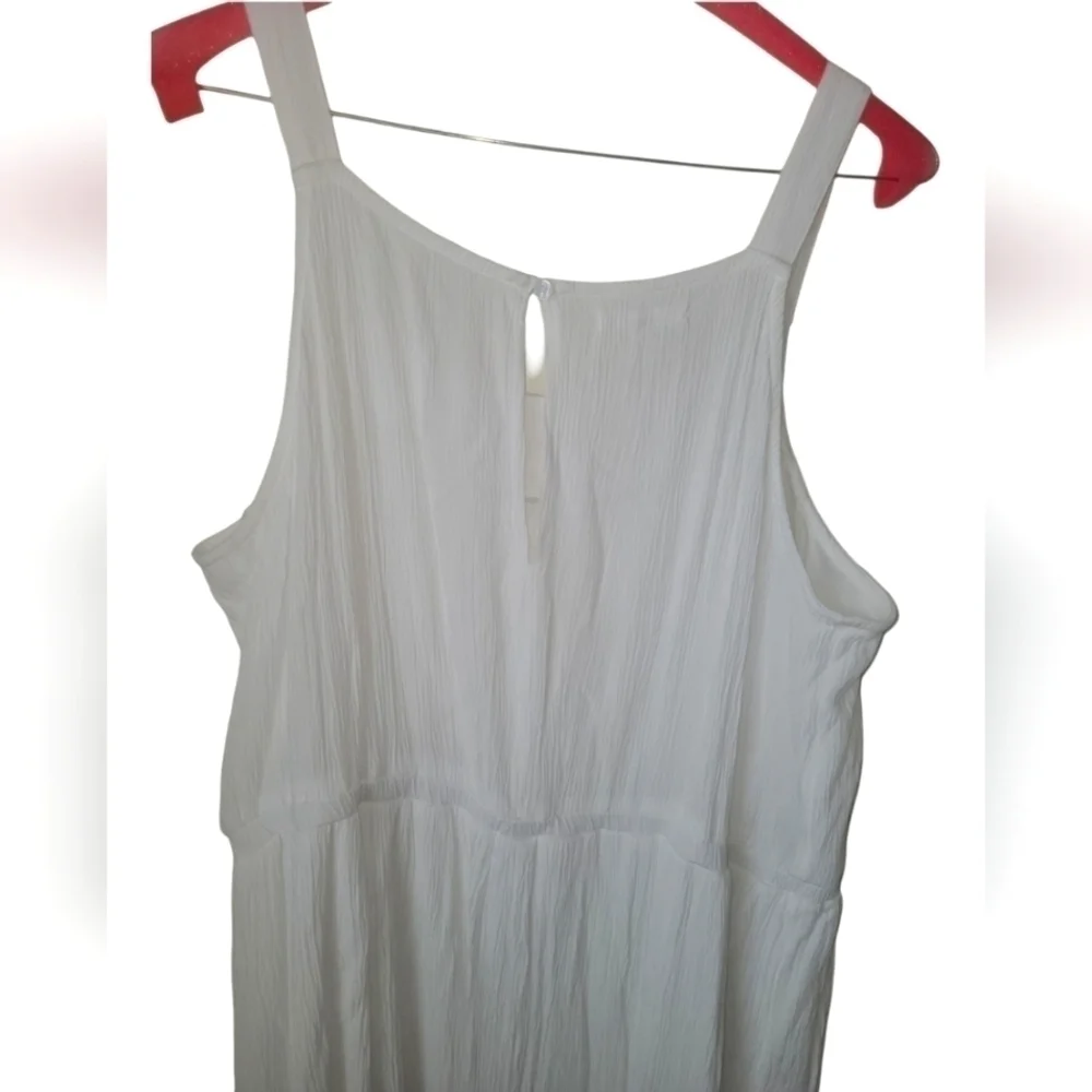Maurices White Halter Neck  Flowy Crinkle Fabric Sleeveless Midi Dress XXL